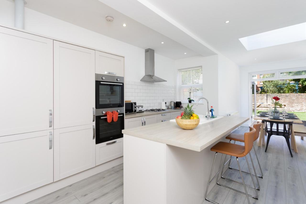 Harold House - Modern Open Plan 4 Bedroom, 3 Bathroom House In Central Southsea, Portsmouth Exteriér fotografie