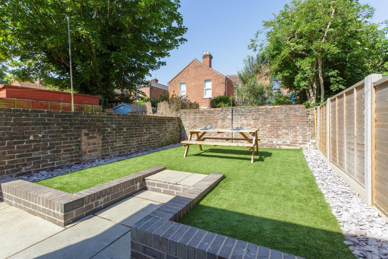 Harold House - Modern Open Plan 4 Bedroom, 3 Bathroom House In Central Southsea, Portsmouth Exteriér fotografie