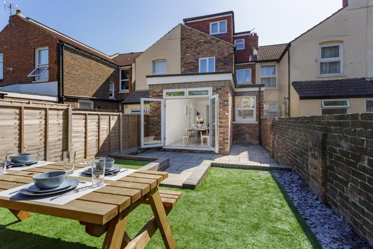 Harold House - Modern Open Plan 4 Bedroom, 3 Bathroom House In Central Southsea, Portsmouth Exteriér fotografie
